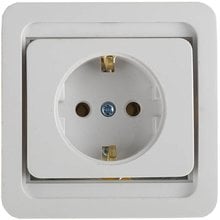 Розетка ГАММА одинарная, с заземлением, цвет белый, 16А/~250В СВЕТОЗАР SV-54105-W   