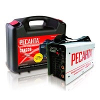 Сварочный инвертор Ресанта САИ 220 в кейсе